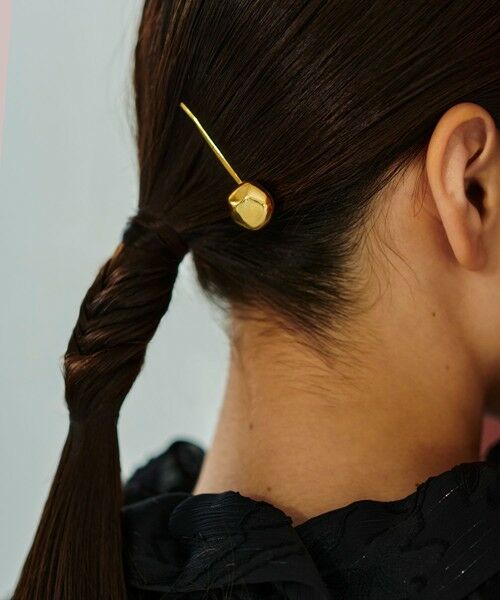 ROPE' / ロペ カチューシャ・カチューム・その他 | 【MITAKE BUTTON(ミタケボタン)】モチーフヘアピン | 詳細1