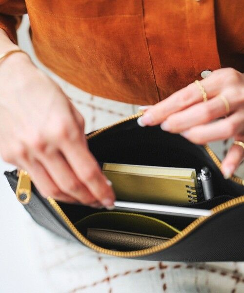 ROPE' / ロペ ポーチ | 【E'POR】GADGET TABLET CASE | 詳細2