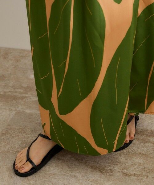 ROPE' / ロペ ロング・マキシ丈ワンピース | 【洗える】エクスペンド リーフキャミワンピース【DEVEAUX（デヴォー）】 | 詳細14