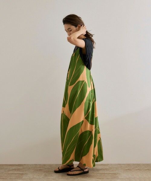 ROPE' / ロペ ロング・マキシ丈ワンピース | 【洗える】エクスペンド リーフキャミワンピース【DEVEAUX（デヴォー）】 | 詳細5