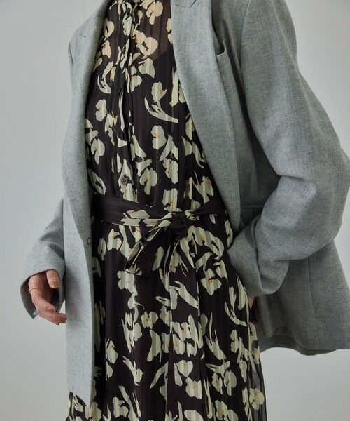 ROPE' / ロペ ロング・マキシ丈ワンピース | フラワープリントタックワンピース/イージーケア | 詳細10