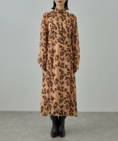 ROPE' / ロペ ロング・マキシ丈ワンピース | フラワープリントタックワンピース/イージーケア | 詳細15