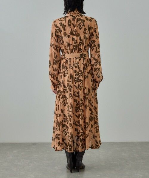 ROPE' / ロペ ロング・マキシ丈ワンピース | フラワープリントタックワンピース/イージーケア | 詳細19