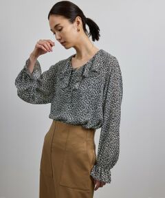 ROPE' / ロペ シャツ・ブラウス（半袖以外） | 【洗える】ラッフルVネックブラウス（ジャガード/リーフプリント）【WEB・一部店舗限定】