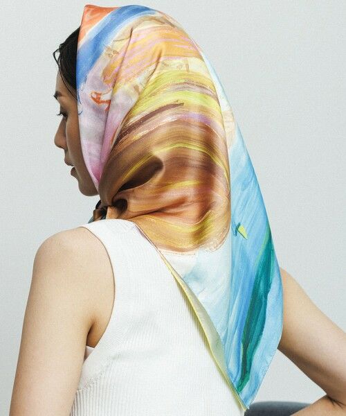 ROPE' / ロペ バンダナ・スカーフ | 【YUKO SAEKI for ROPE’・コラボ】スカーフ柄プリント シルクスカーフ/Lサイズ | 詳細2