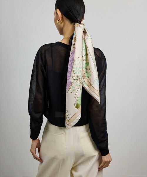 ROPE' / ロペ バンダナ・スカーフ | 【YUKO SAEKI for ROPE’・コラボ】スカーフ柄プリント シルクスカーフ/Lサイズ | 詳細25