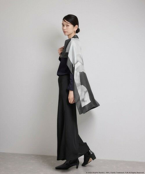 ROPE' / ロペ バンダナ・スカーフ | 【Brigitte Bardot×ROPE'・コラボ】プリントシルクスカーフ/Lサイズ | 詳細2