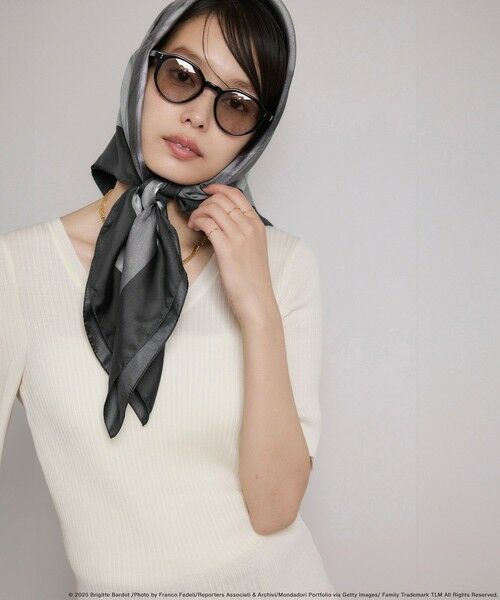 ROPE' / ロペ バンダナ・スカーフ | 【Brigitte Bardot×ROPE'・コラボ】プリントシルクスカーフ/Lサイズ | 詳細5