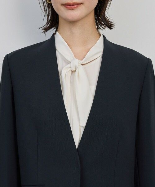 ROPE' / ロペ ノーカラージャケット | トリアセダブルクロス Ｖネックジャケット/イージーケア・セットアップ対応・25AW | 詳細10