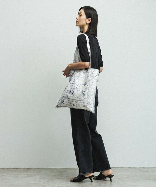 ROPE' / ロペ トートバッグ | 【YUKO SAEKI for ROPE’・コラボ】スカーフ柄プリント シルクトートバッグ【A4対応】 | 詳細5