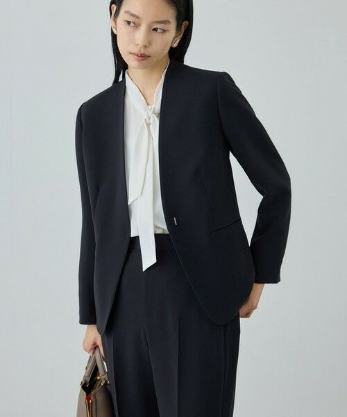 ROPE' / ロペ ノーカラージャケット | トリアセダブルクロス Ｖネックジャケット/セットアップ対応・イージーケア・26SS | 詳細4