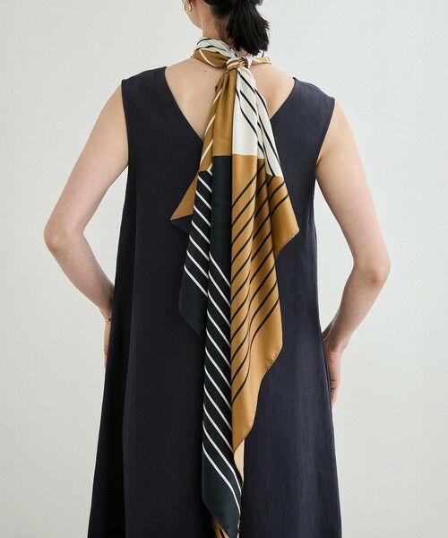 ROPE' / ロペ ロング・マキシ丈ワンピース | 尾州リネン ディープVネックフレアワンピース | 詳細19