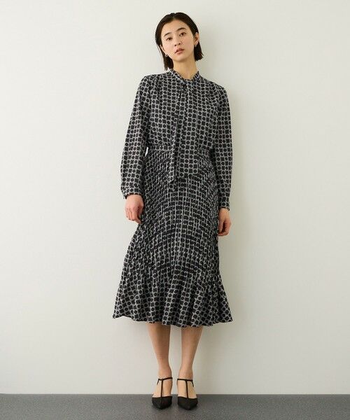 ROPE' / ロペ ミニ丈・ひざ丈ワンピース | ship's rope' オリジナルプリントプリーツタイワンピース | 詳細1