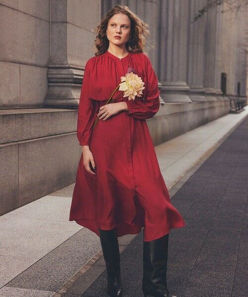 ROPE' / ロペ ロング・マキシ丈ワンピース | ギャザーヨークサテンワンピース/イージーケア（レッド(60)）