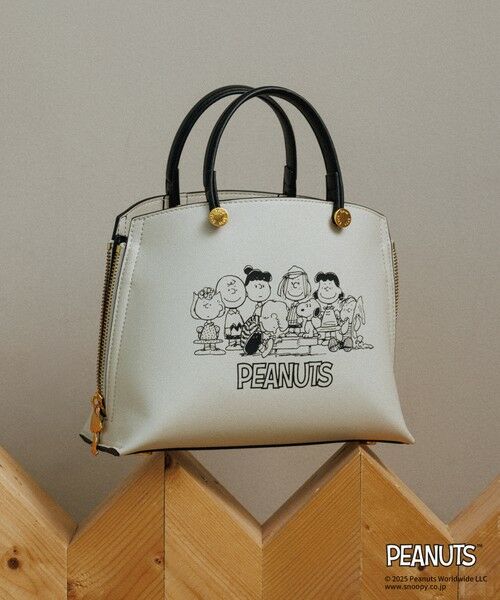 ROPE' / ロペ ハンドバッグ | 【WEB限定/一部店舗限定】【E'POR×PEANUTS】別注 Y BAG Mini（オフホワイト(15)）