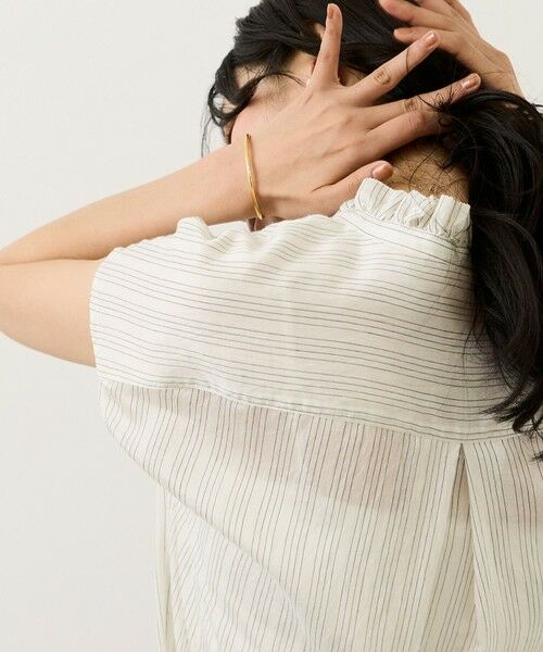 ROPE' / ロペ シャツ・ブラウス | 【一部WEB限定】スタンドフリルスキッパーブラウス(無地・ピンストライプ)/イージーケア | 詳細9