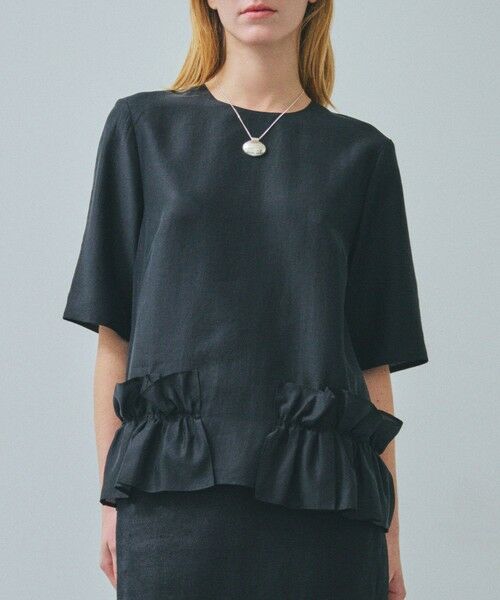 ROPE' / ロペ シャツ・ブラウス | 【一部店舗限定】【REALM（レルム）】HALF SLEEVE BLOUSE｜裾フリルブラウス　26SS（ブラック(01)）