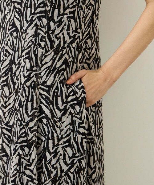 ROPE' / ロペ ロング・マキシ丈ワンピース | 【DEVEAUX(デヴォー)】プリントフレアワンピース | 詳細19