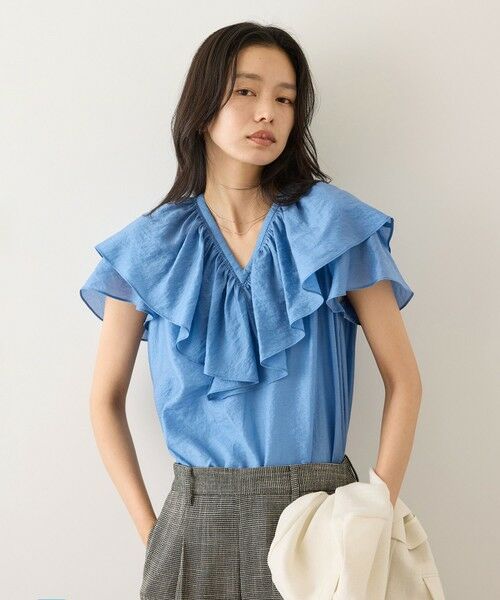 ROPE' / ロペ シャツ・ブラウス | 【一部WEB限定】Vネックフリルブラウス(無地・ピンストライプ)/イージーケア | 詳細2