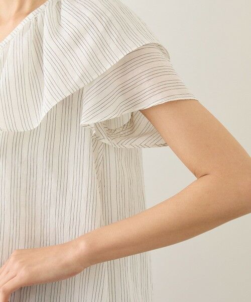 ROPE' / ロペ シャツ・ブラウス | 【一部WEB限定】Vネックフリルブラウス(無地・ピンストライプ)/イージーケア | 詳細22