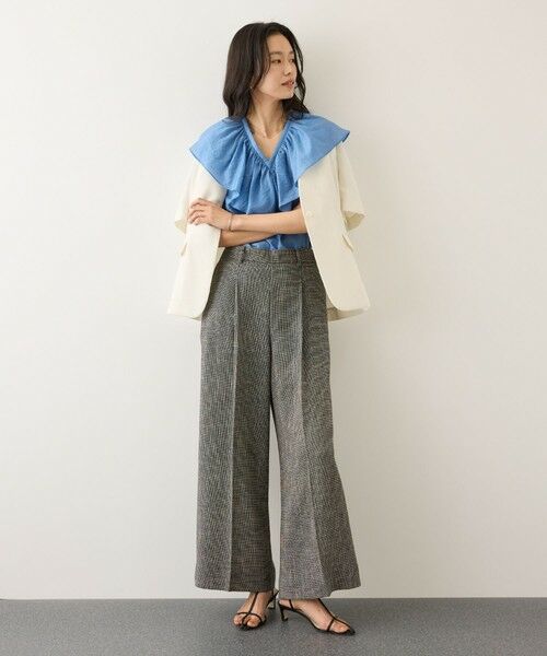 ROPE' / ロペ シャツ・ブラウス | 【一部WEB限定】Vネックフリルブラウス(無地・ピンストライプ)/イージーケア | 詳細6