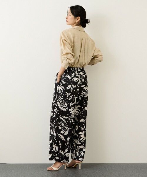 ROPE' / ロペ その他パンツ | 【DEVEAUX(デヴォー)】フラワープリントイージーパンツ/セットアップ対応 | 詳細1