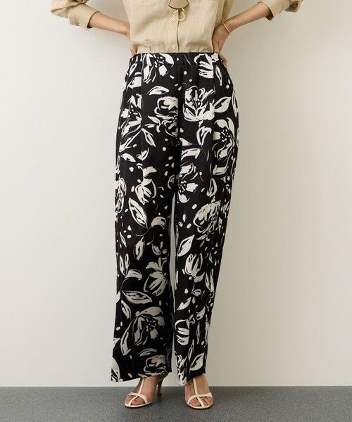 ROPE' / ロペ その他パンツ | 【DEVEAUX(デヴォー)】フラワープリントイージーパンツ/セットアップ対応（ブラック系(02)）