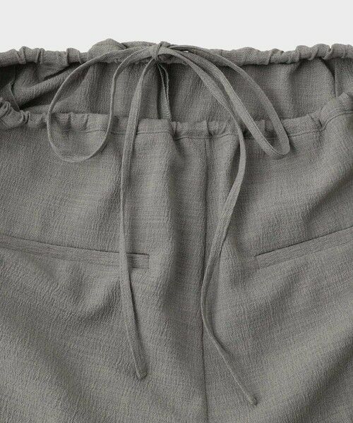 ROPE' / ロペ その他パンツ | 【一部店舗限定】【REALM（レルム）】GATHERED WAIST TUCK PANTS｜セットアップパンツ　26SS | 詳細9