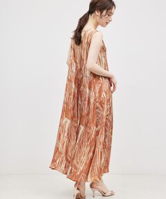 【IPEKER】ニュアンスボタニカルAラインワンピース