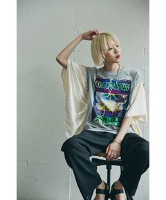 ラッフルサテンスリーブリメイクライクTシャツ