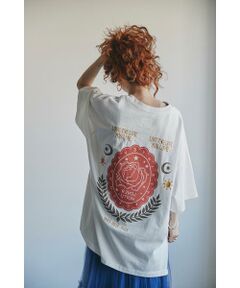 REVOLUTION プリント＆刺繍 Tシャツ