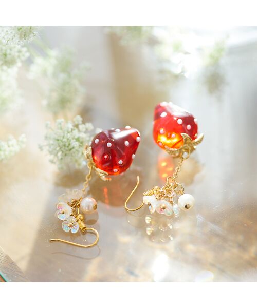 Rose Tiara / ローズティアラ ネックレス・ペンダント・チョーカー | いちごのピアス | 詳細2