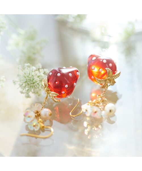 Rose Tiara/ローズティアラ いちごのピアス レッド F Rose Tiara/ローズティアラ いちごのピアス レッド F