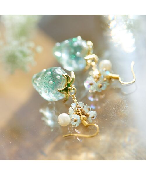 Rose Tiara / ローズティアラ ネックレス・ペンダント・チョーカー | いちごのピアス | 詳細5