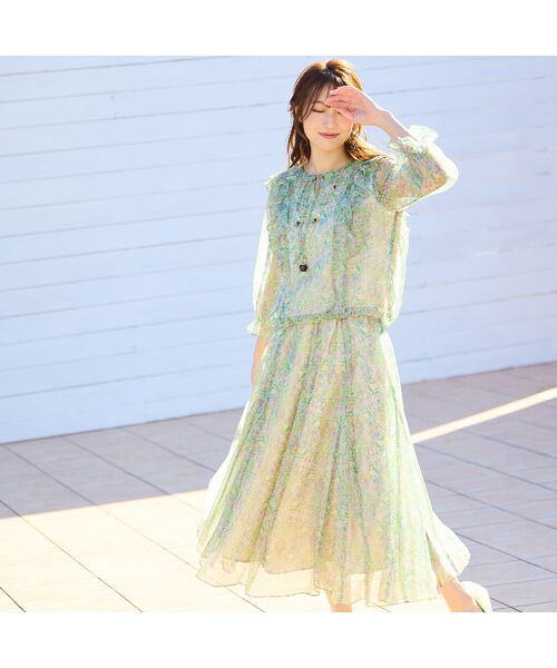 Rose Tiara/ローズティアラ 【22fabric】フラワーガーデン/フレアスカート ベージュ 46 Rose Tiara/ローズティアラ 【22fabric】フラワーガーデン/フレアスカート ベージュ 46