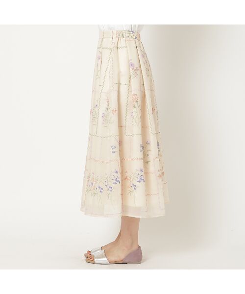 Rose Tiara / ローズティアラ ミニ・ひざ丈スカート | 【セットアップ対応】パネル風刺繍スカート | 詳細10