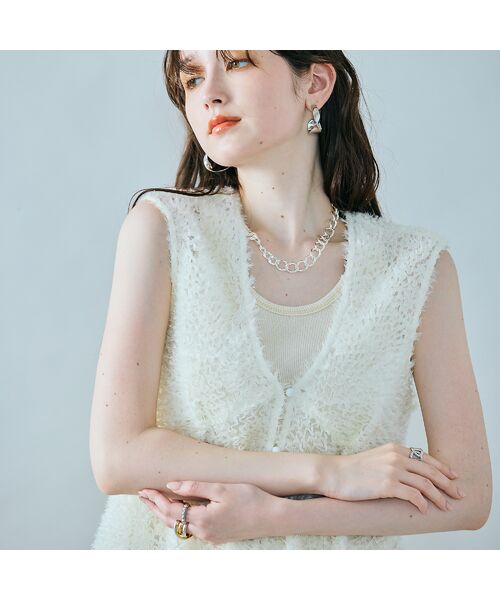 Rose Tiara / ローズティアラ ベスト | チュール刺繍レイヤードジレ | 詳細1