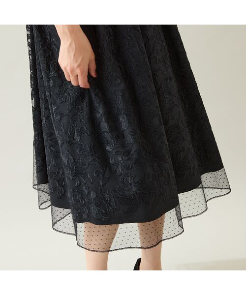 Rose Tiara / ローズティアラ ミニ丈・ひざ丈ワンピース | 【美シルエット】ドットチュール刺繍ワンピース | 詳細3