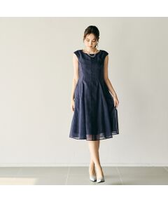 【極美品】ローズティアラ 半袖 ワンピース 花柄 ドット 水玉 ブラック 美シルエット】つぼみ刺繍ワンピース（51015501