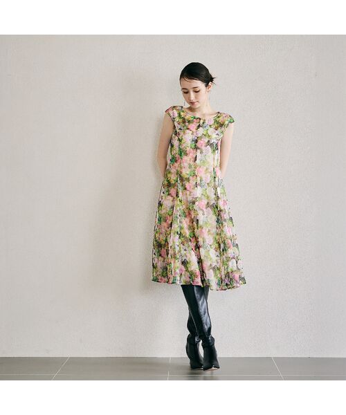 Rose Tiara / ローズティアラ ミニ丈・ひざ丈ワンピース | 8枚接ぎ美シルエットシンプルワンピース | 詳細1