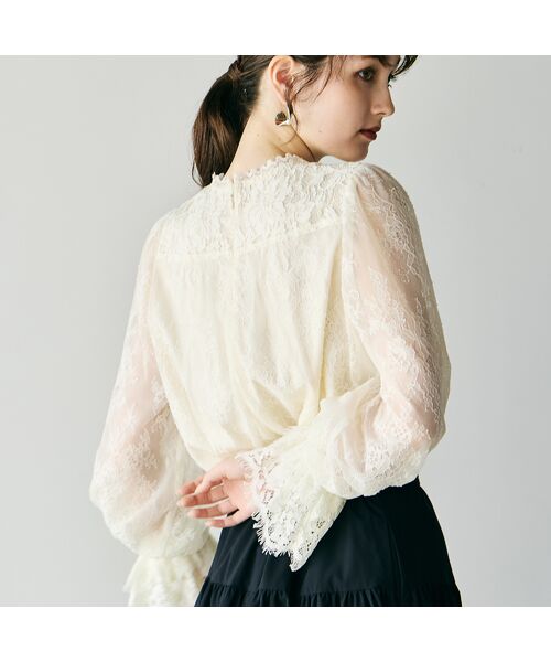 Rose Tiara / ローズティアラ シャツ・ブラウス | フラワーモチーフ付きレースブラウス | 詳細3
