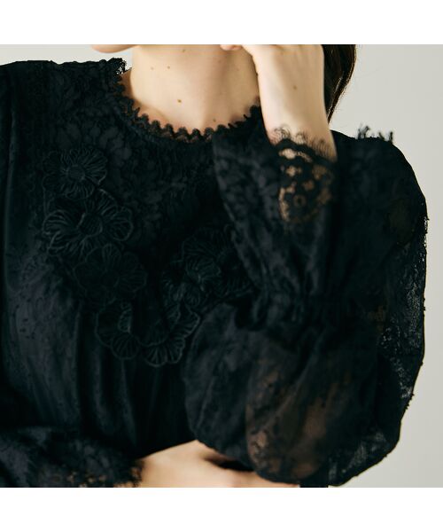 Rose Tiara / ローズティアラ シャツ・ブラウス | フラワーモチーフ付きレースブラウス | 詳細11
