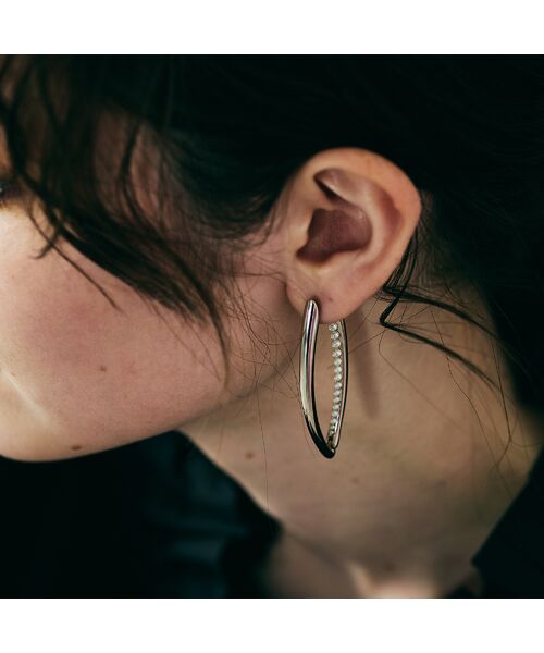 Rose Tiara / ローズティアラ ネックレス・ペンダント・チョーカー | パール調ラインピアス | 詳細1