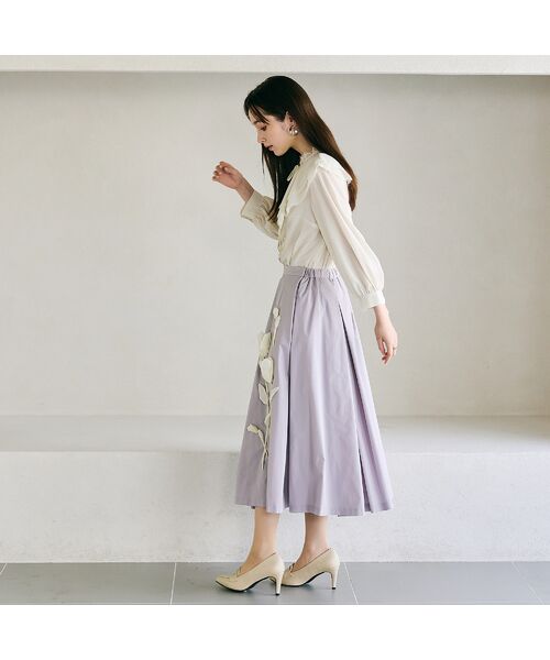 Rose Tiara / ローズティアラ ミニ・ひざ丈スカート | 立体フラワーモチーフ付きフレアスカート | 詳細6