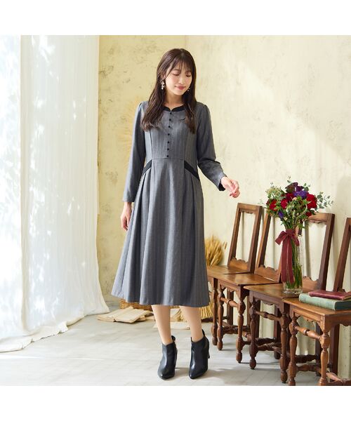 Rose Tiara / ローズティアラ ミニ丈・ひざ丈ワンピース | 【吸湿発熱/毛玉になりにくい】配色切替クラシカルワンピース | 詳細1