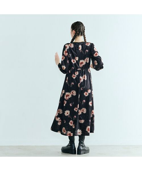 Rose Tiara / ローズティアラ ミニ丈・ひざ丈ワンピース | ストライプベロアフラワープリントワンピース | 詳細10