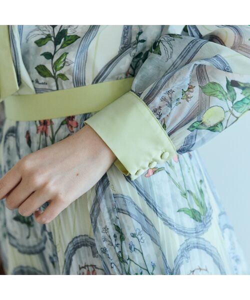 Rose Tiara / ローズティアラ シャツ・ブラウス | フラワーフレームプリントブラウス | 詳細14