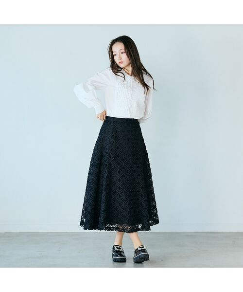 Rose Tiara / ローズティアラ ミニ・ひざ丈スカート | フラワー立体刺繍スカート | 詳細7