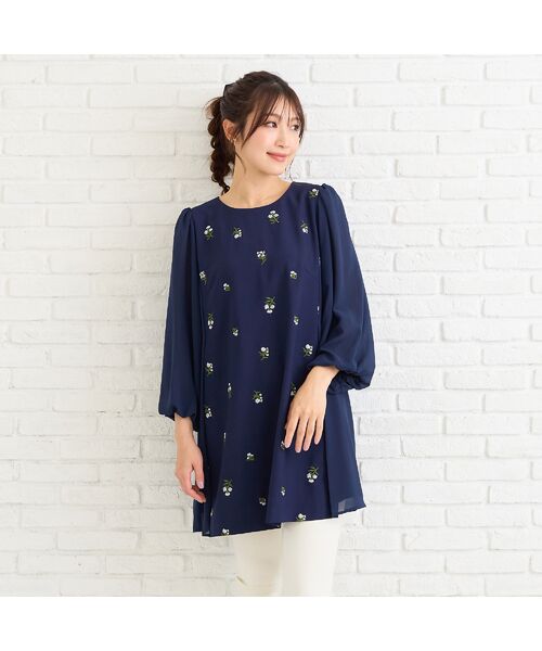 Rose Tiara / ローズティアラ シャツ・ブラウス | 小花刺繍バルーンスリーブチュニック（ダークブルー）
