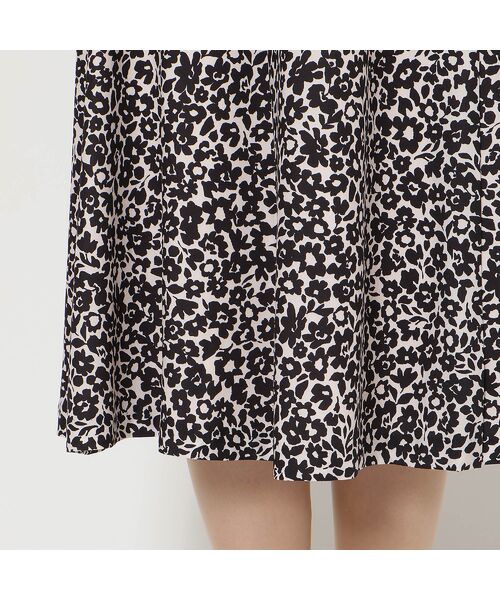 Rose Tiara / ローズティアラ ミニ・ひざ丈スカート | 【セットアップ対応】フラワーパターンフレアスカート | 詳細9